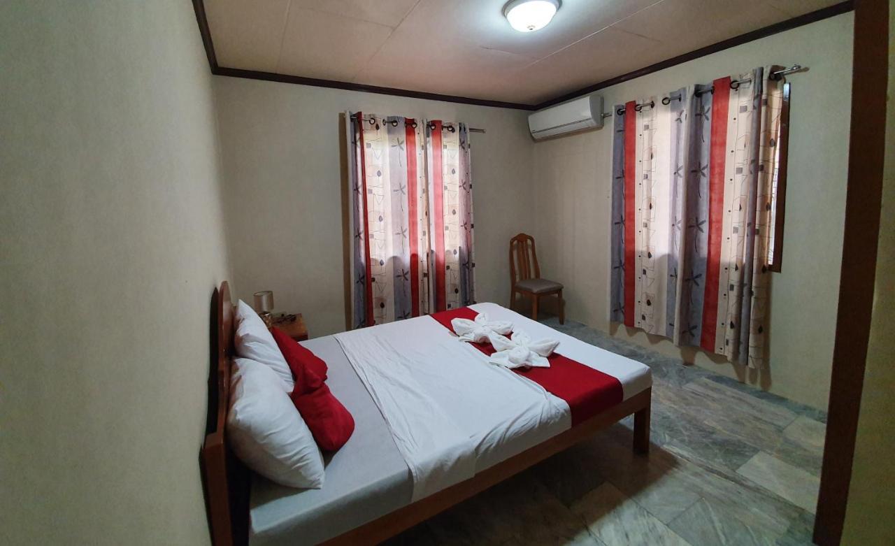 Dreamcatcher Hostel Moalboal Exterior photo