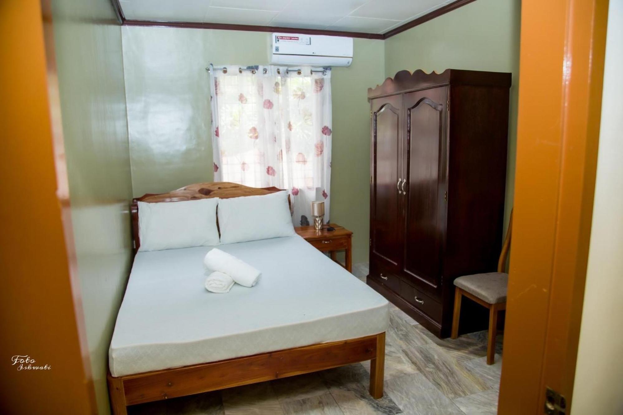 Dreamcatcher Hostel Moalboal Exterior photo